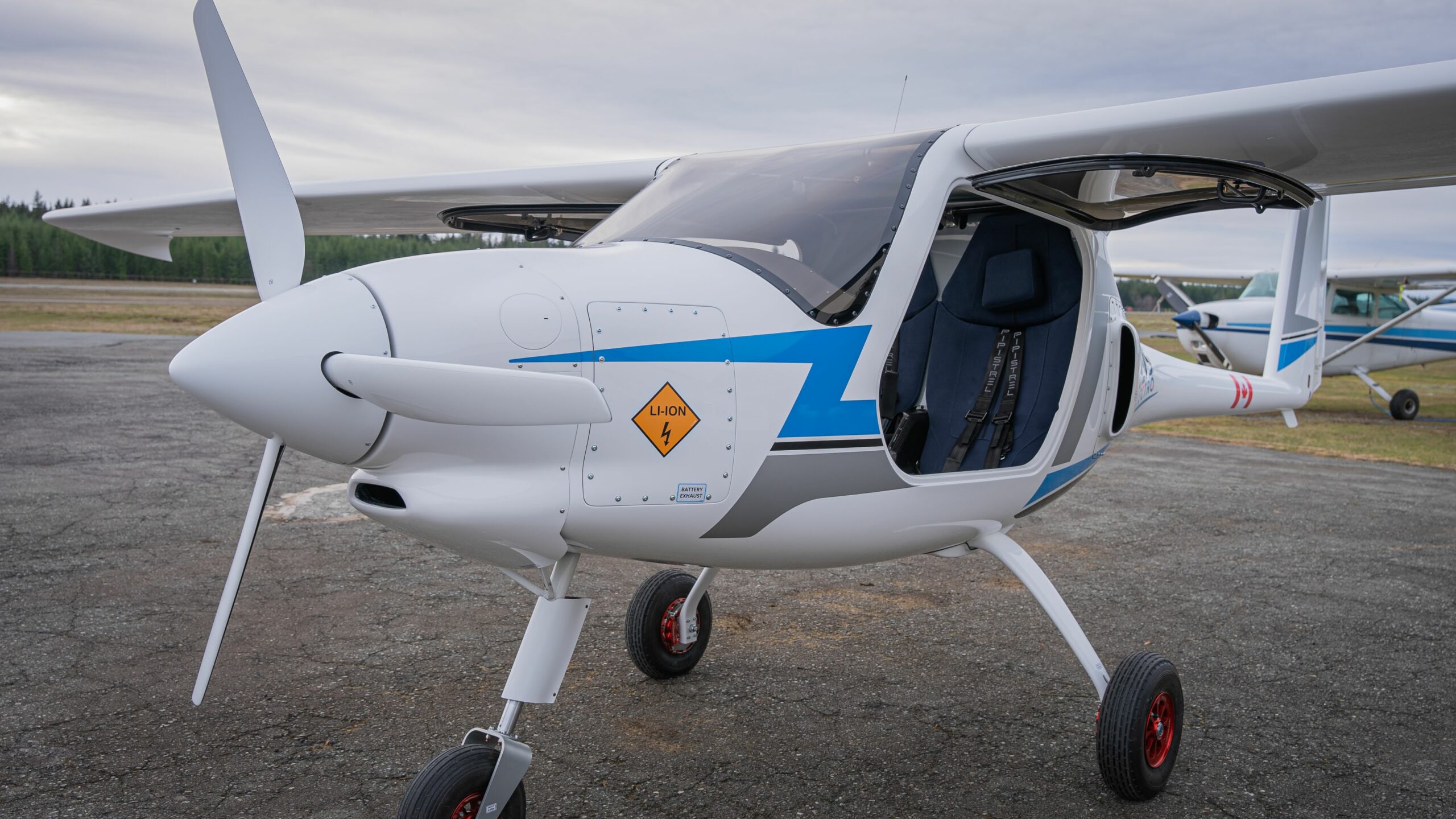 Sealand Pipistrel-33 – Sealand Flight